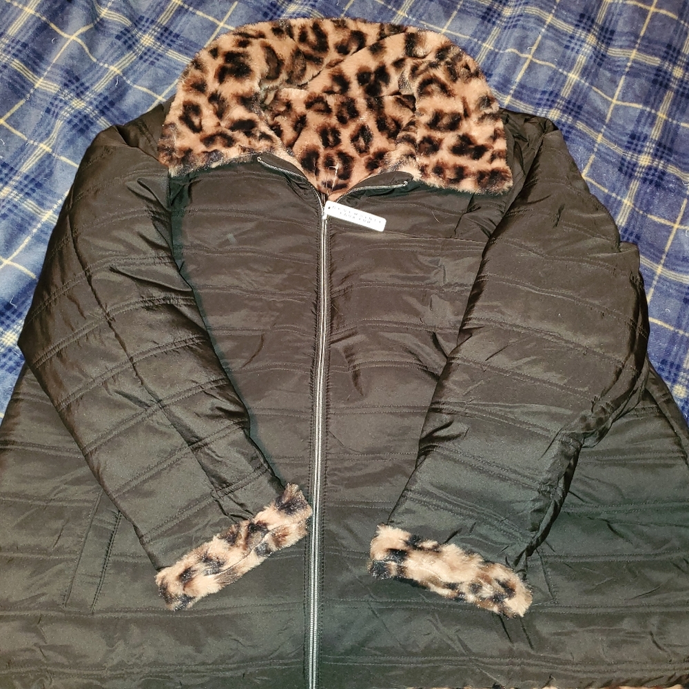 Reversible lepoard faux fur coat